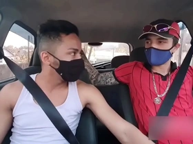 Passageiro de uber esqueceu a carteira