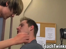 Jock teacher tyler andrews anal fucks student elijah white